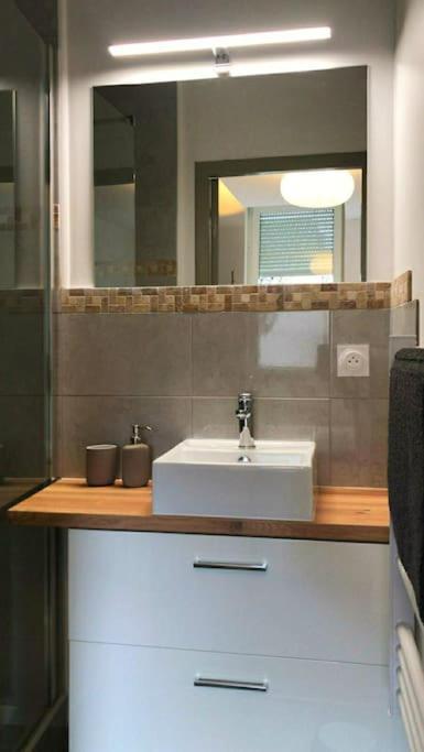 T2 Le Sudiste Apartment Valence  Exterior photo